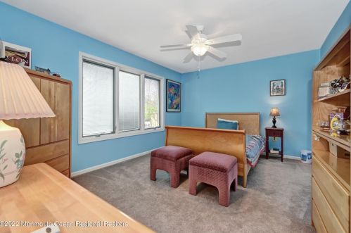 167 Ln Quinta Ct, Holmdel Village NJ  07733-2536 exterior