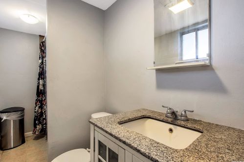 106 Rolling Meadows Rd, Middletown NY  10940-2606 exterior