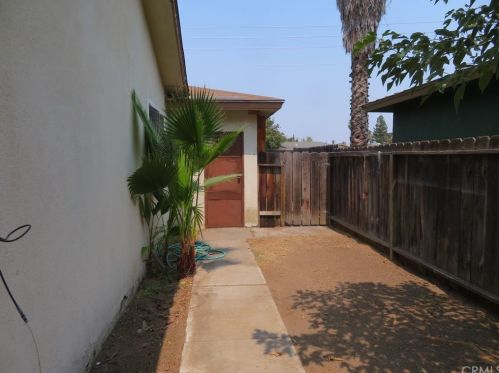 642 Gettysburg Ave, Clovis CA  93612-4601 exterior