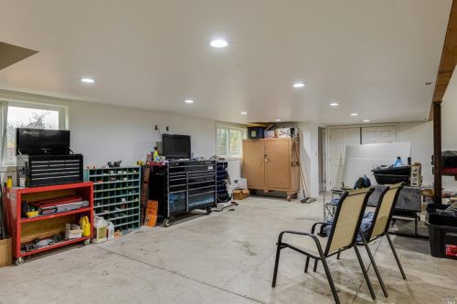 1857 Alice Dr, Penngrove CA  94951-9750 exterior