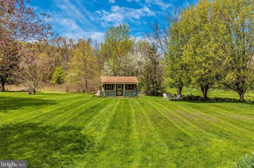 309 Williams Cir, Collegeville PA  19473-2344 exterior