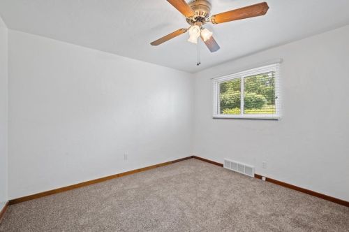 5621 Villa Haven Dr, Pittsburgh PA  15236-3314 exterior