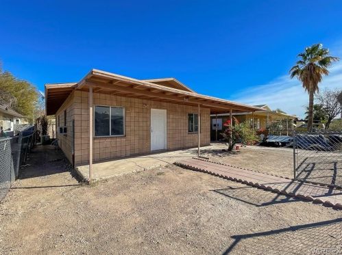 1944 Robson Cir, Bullhead City AZ  86442-4765 exterior