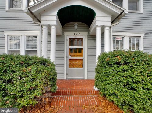 1346 Main St, Hubley, PA 17983-9603