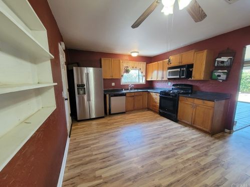 2661 Stanley Ave, Anaheim CA  92801-4950 exterior