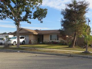 19408 Eddington Dr, Long Beach, CA 90746-1943
