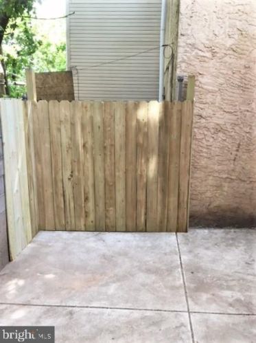 1145 26 St, Philadelphia PA 19121-4633 exterior