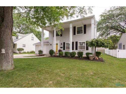 910 Phillips St, Maumee, OH 43537-3538