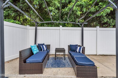 10 Trinity Pl, Jackson Twp NJ  08527-1822 exterior