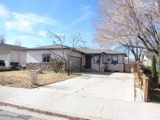 817 Oakwood St, Tehachapi CA  93561-2134 exterior