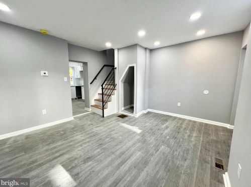 728 Manton St, Philadelphia PA  19147-5118 exterior