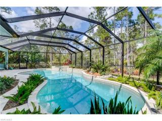 4245 4th Ave, Naples, FL 34117-9026