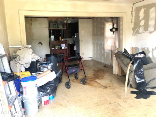 3006 8th St, Marianna, FL 32446-1901