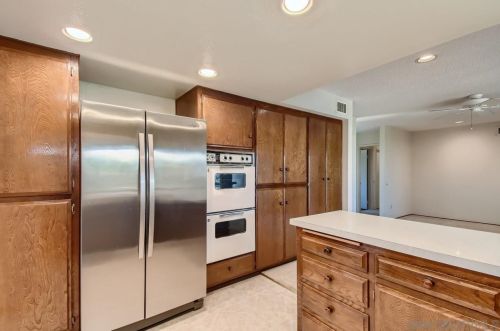 6718 Casselberry Way, San Diego CA  92119-2203 exterior