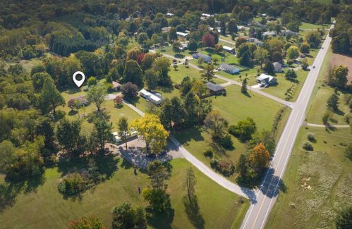 15936 Wooster Rd, Mount Vernon OH  43050-9764 exterior