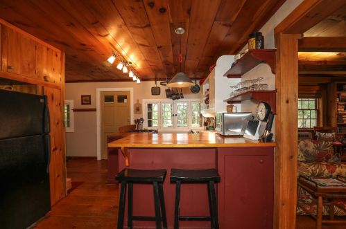 756 Bog Rd, Hillsboro NH  03244-4449 exterior