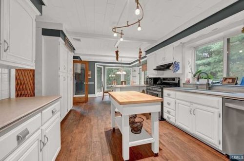 234 Morsetown Rd, West Milford Lakes NJ  07480-3104 exterior