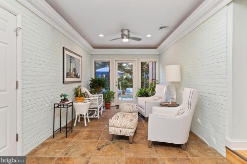 300 28th St, Camp Hill PA  17011-2801 exterior