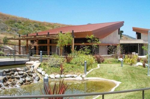 232 Valero Cir, Calabasas CA  91377-5552 exterior