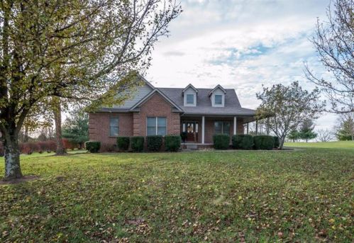 808 Lakeview Dr, Versailles, KY 40383-8631