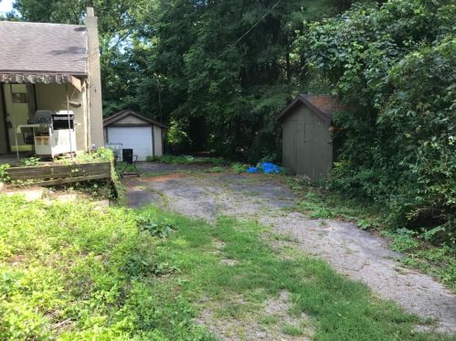 3352 9 Mile Tobasco Rd, Cincinnati, OH 45255-5026