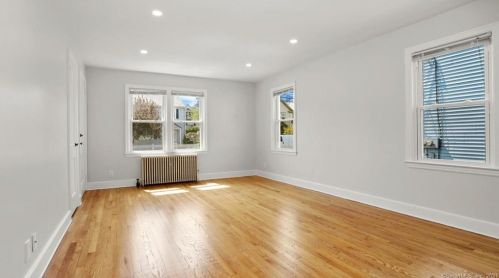 634 Courtland Ave, Bridgeport CT  06605-3324 exterior
