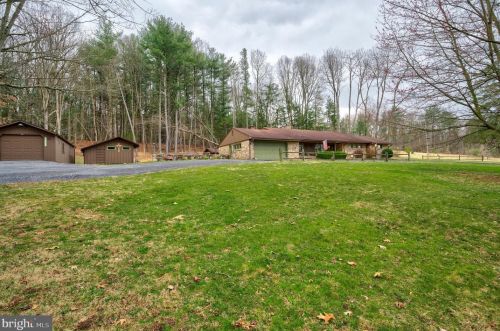 23334 Great Cove Rd, Mc Connellsburg PA  17233-8331 exterior