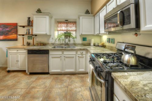 4623 Shastan Way, Tucson, AZ 85718-3568