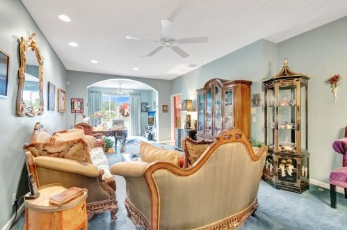 10549 Royal Caribbean Cir, Boynton Beach FL  33437-4285 exterior