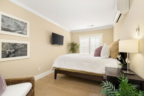 828 Mira Grande, Palm Springs CA  92262-1209 exterior