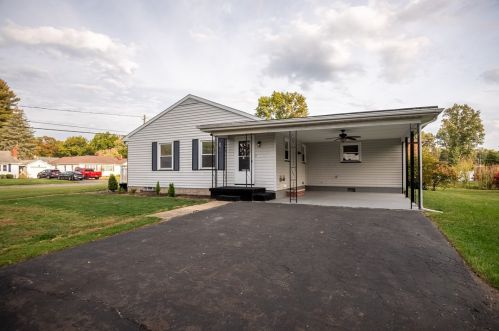 190 Boyd Dr, Hermitage, PA 16148-1768