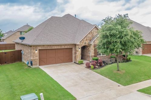 4316 Garden Path Ln, Midlothian, TX 76063-6810