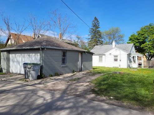 4463 36th St, Milwaukee, WI 53221-2056