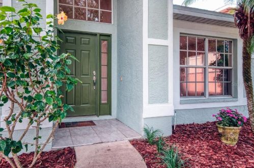 1232 Jasmine Lake Dr, Tarpon Springs, FL 34689-5264
