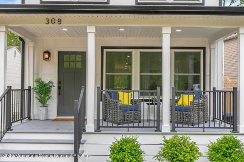 308 Navesink Ave, Atlantic Highlands, NJ 07716-2551