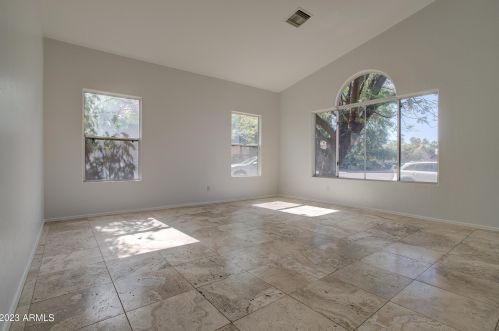 4632 Crocus Dr, Phoenix AZ 85032-5747 exterior