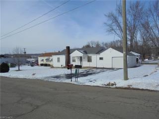 925 Orchard Hill Rd, Zanesville, OH 43701-7312