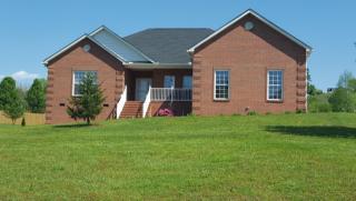 2529 Whisper Creek Dr, Friendsville, TN 37737-2536
