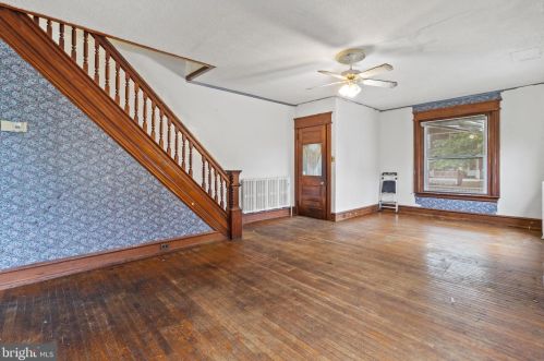 427 Columbia Ave, Lansdale PA 19446-3505 exterior