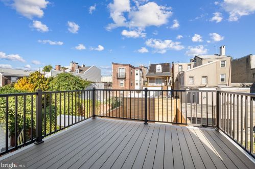 241 Allen St, Philadelphia PA  19125-4103 exterior