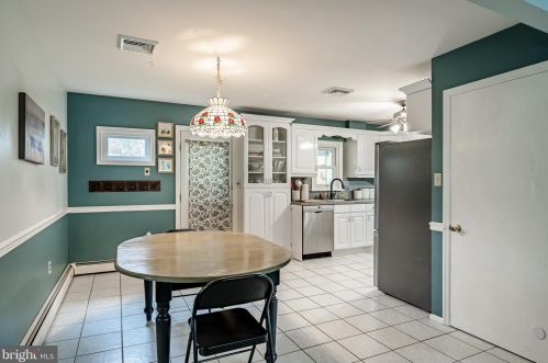 428 Neiffer Rd, Collegeville PA  19473-1415 exterior