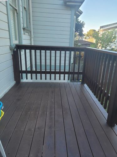 1231 Adeline St, Oakland CA 94607-2810 exterior