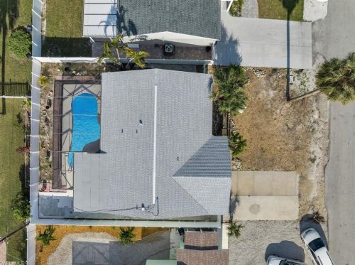 193 Hibiscus Dr, Fort Myers Beach FL  33931-3831 exterior