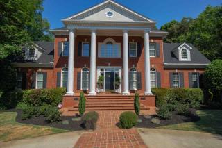 10 Walnut Hall Ln, Greenville, SC 29615-6059