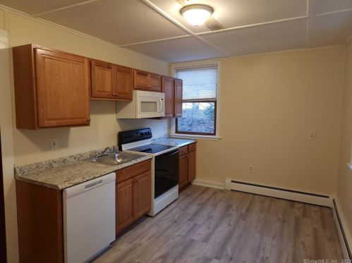 113 Christian Hill Rd, Higganum, CT 06441-4078