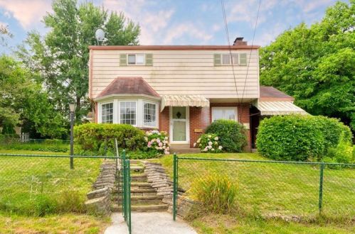921 Hollyford Pl, Pittsburgh, PA 15216-3906