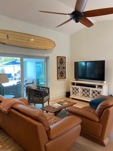 1523 Happolo Ln, Naples, FL 34105-2250