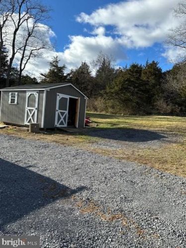 64 River Lakes Dr, Strasburg VA  22657-5201 exterior