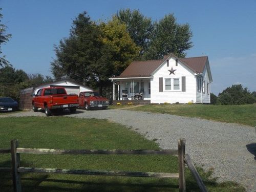 69 Ridge Rd, Austinville, VA 24312-3255
