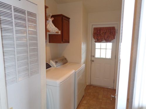 58 Havenview Ln, Oceanside CA  92056-4831 exterior